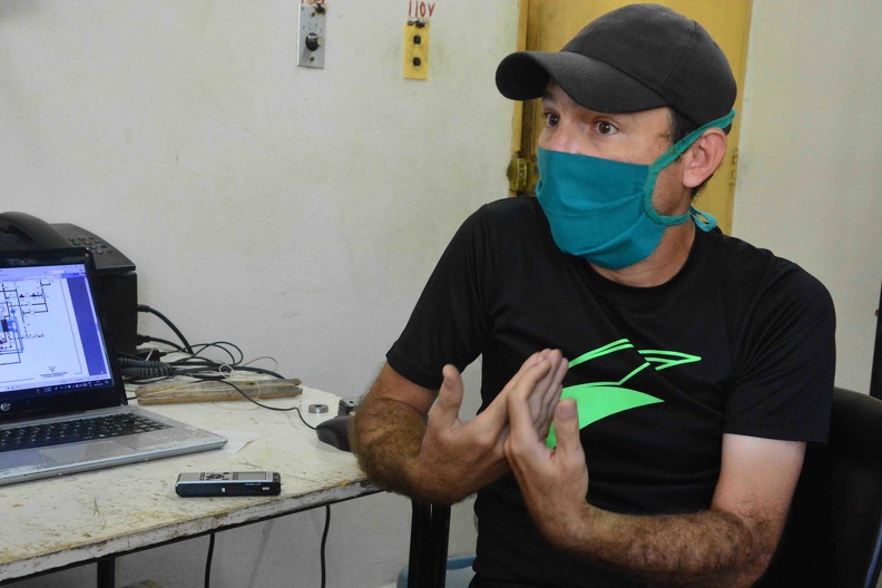Helping others, one of the most important virtues that Fidel taught us