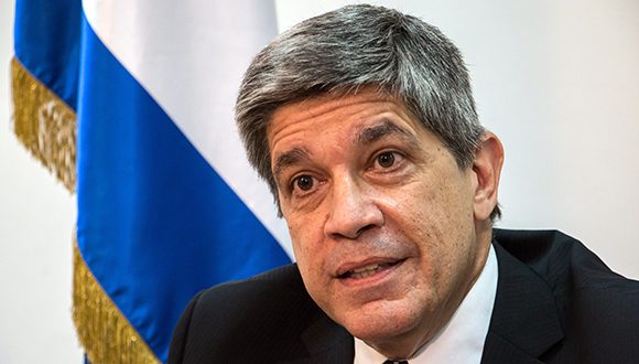 Avalanche of half-truths from the United States: Neither remittances, nor flights nor visas